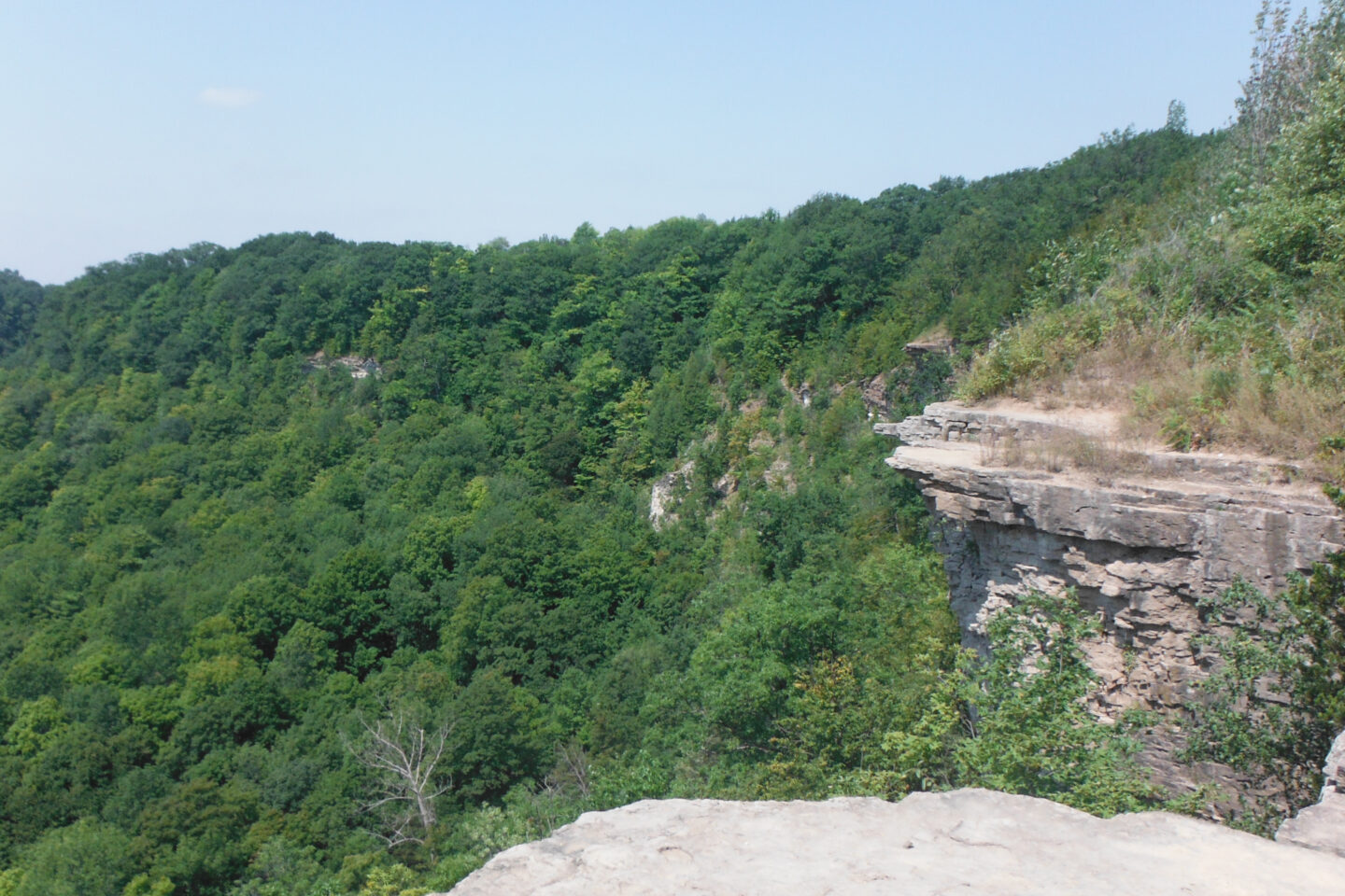 Grand Experiences: Bruce Trail 2 Day Hiking Package (Guided Trip)