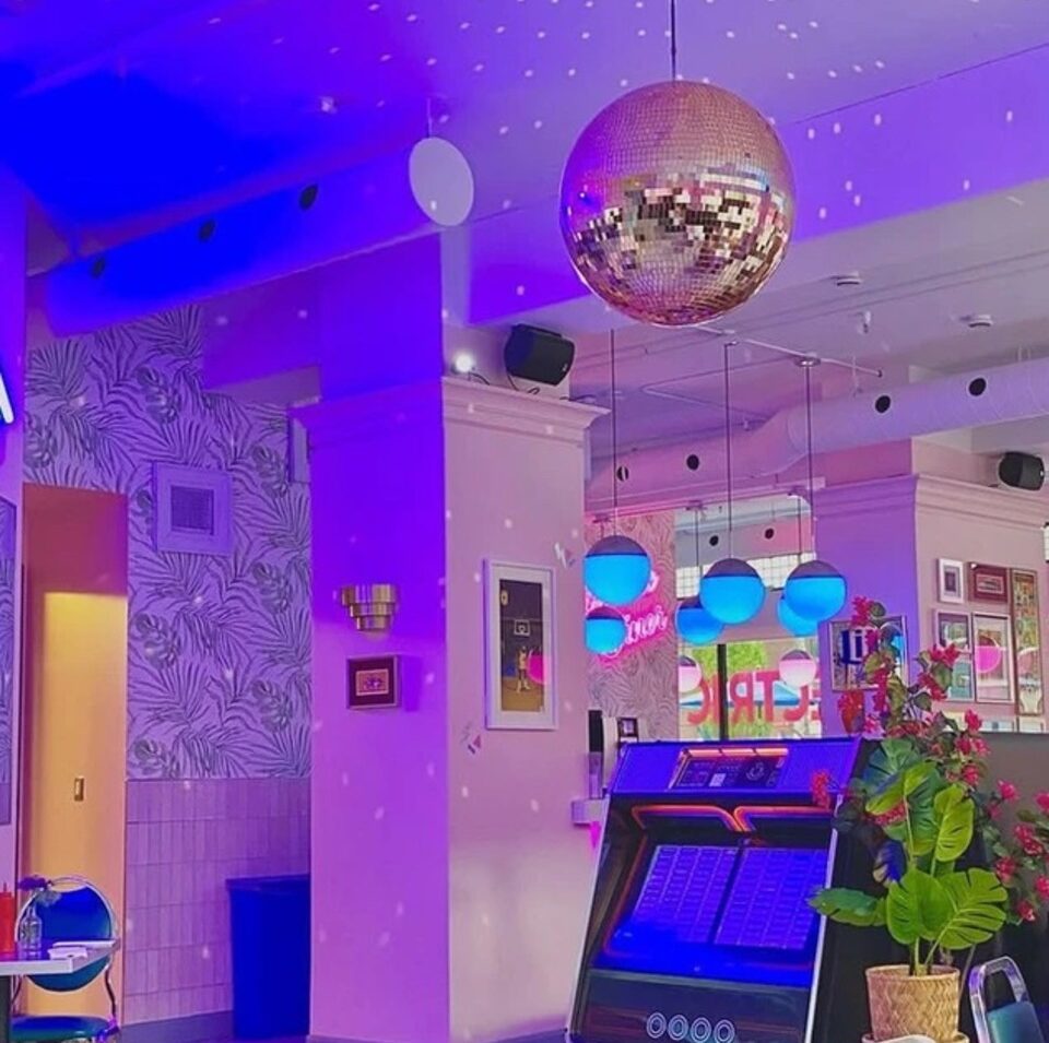 Electric Diner (Lister Block)