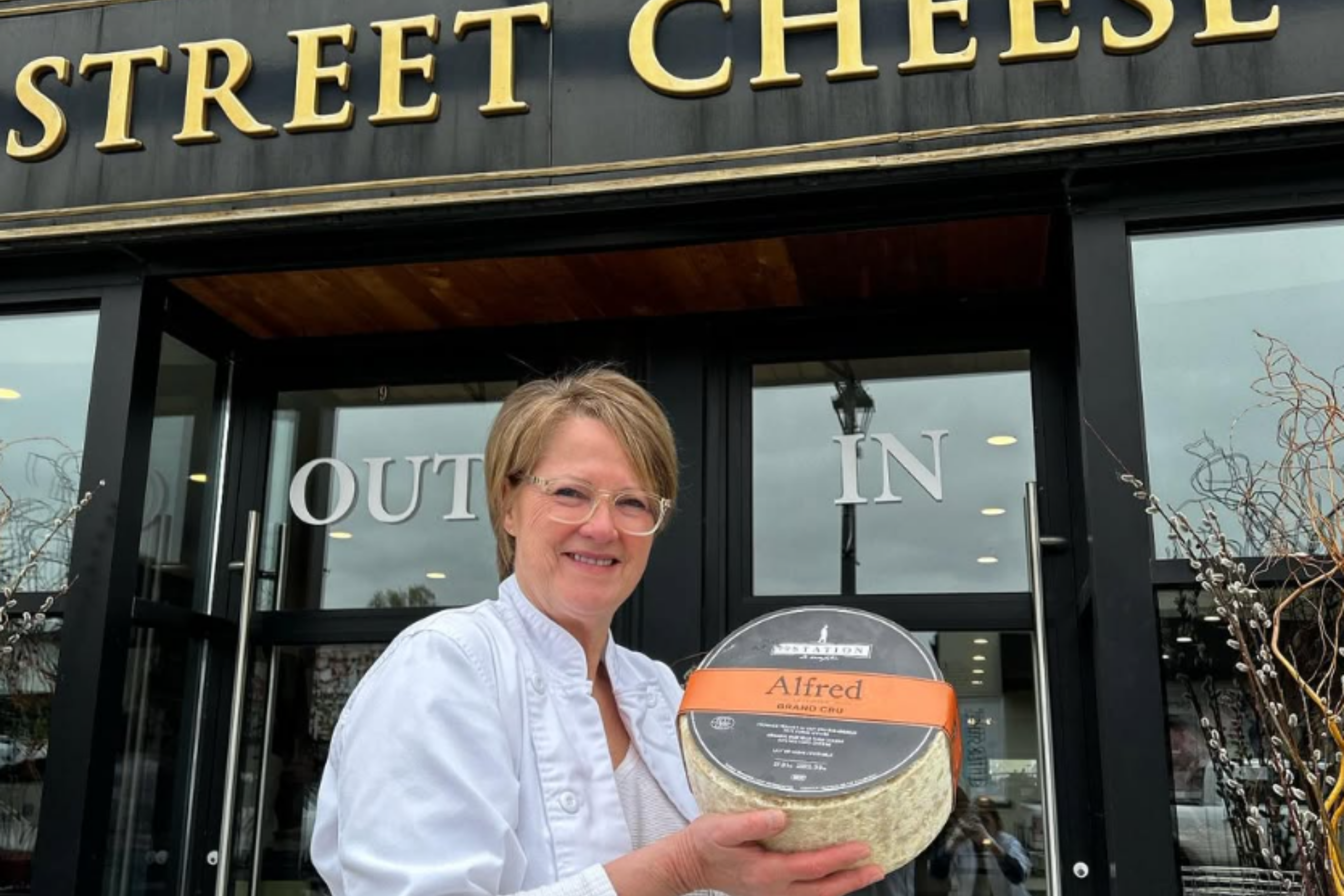 OPERATOR-MILL-STREET-CHEESE-MARKET-GEORGETOWN