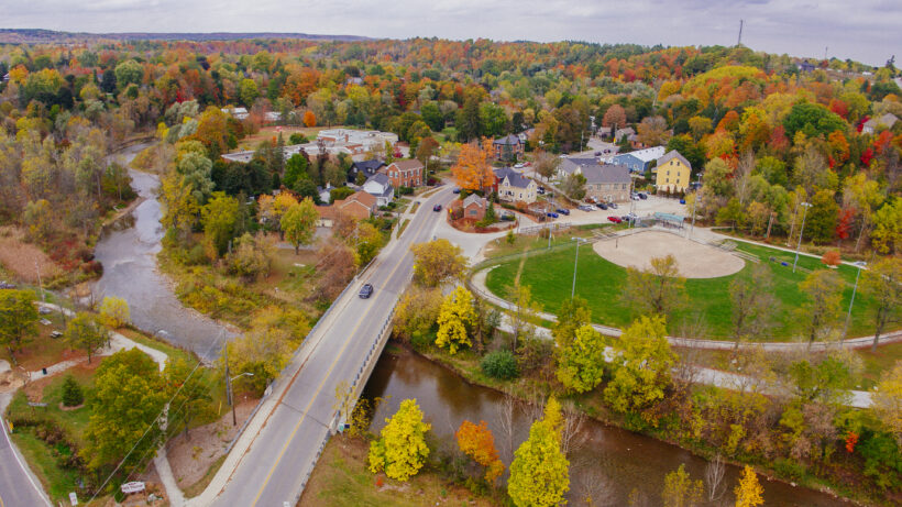 Glen Williams in the fall